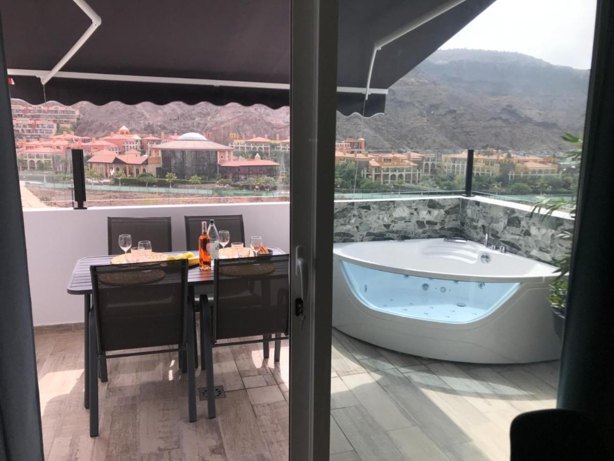 Harrys Atico Puerto De Mogan Apartment Luaran gambar